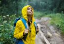 मानसून में घूमना पसंद करते हैं तो अपनी टैवल किट की लिस्ट कर लें चेक
