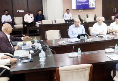 सड़क सुरक्षा को सर्वोच्च प्राथमिकता देने, लोगों की जान बचाने का आव्हान